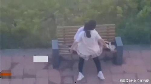 吃瓜福建情侣当街